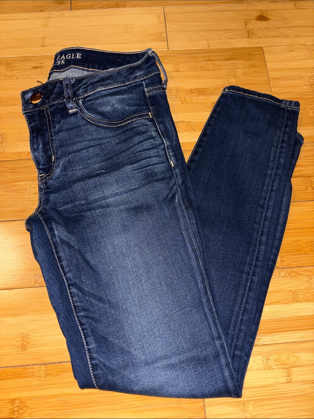 American Eagle Outfitters Women’s Dark Indigo Skinny Jeans